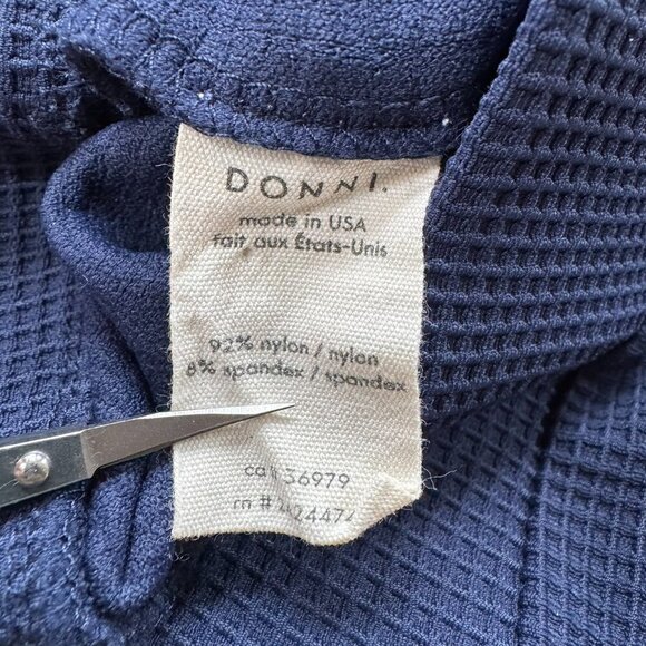 DONNI The Box Weave Stretch Kick Flare Pants Navy Blue Medium - Picture 7 of 13